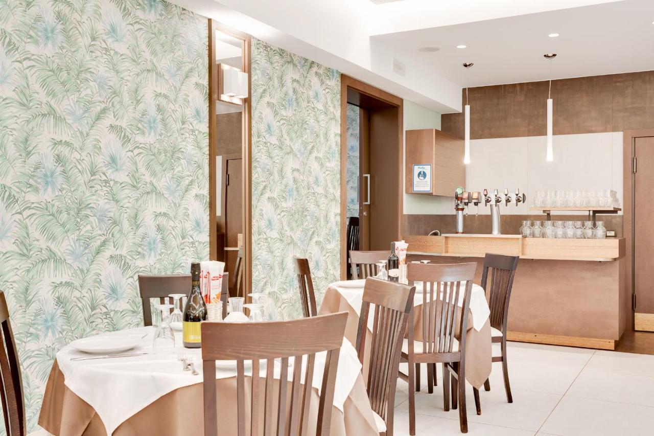 Hotel Fantini Gatteo a Mare Luaran gambar