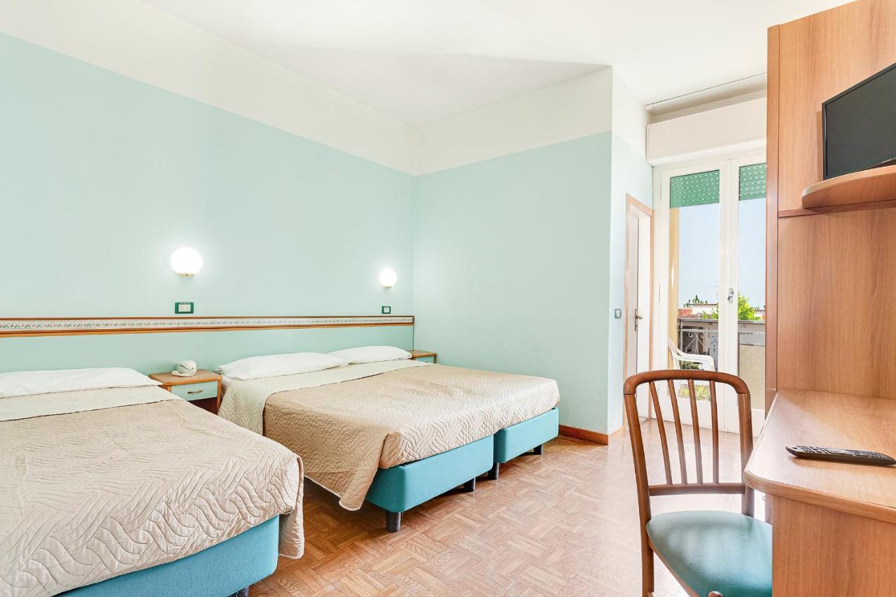 Hotel Fantini Gatteo a Mare Luaran gambar